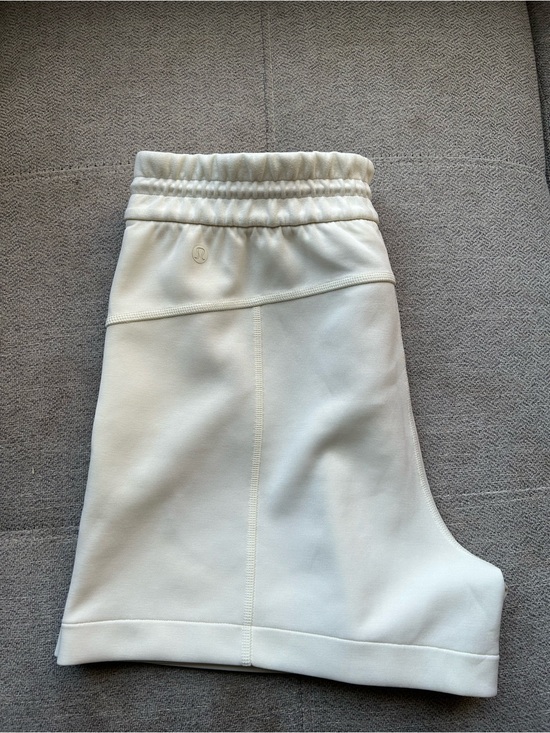 lululemon athletica Pants - lululemon athletica Women's High-Rise soft stream Athletic Shorts